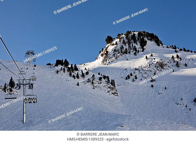 France, Hautes Pyrenees, Le Grand Tourmalet, the ski resort of Bareges La Mongie, La Mongie