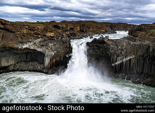 Waterfall, Aldeyjarfoss, SprengisandsleiÃ°, Iceland