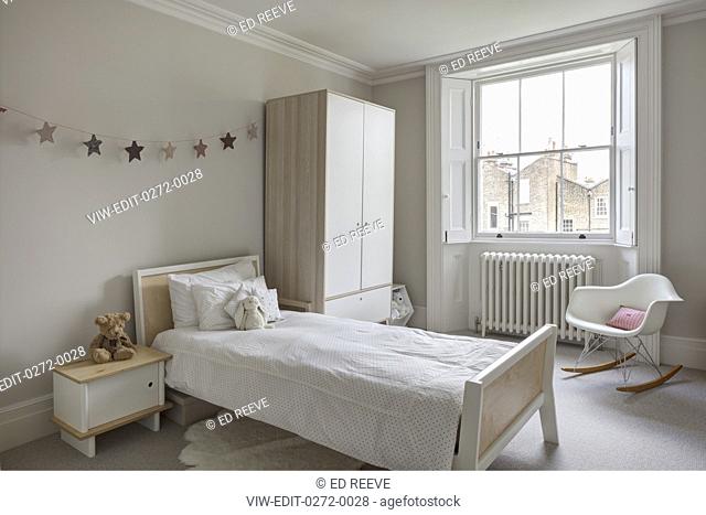 Child's bedroom in white. Marlborough Place, London, United Kingdom. Architect: Greenway Architects, 2017