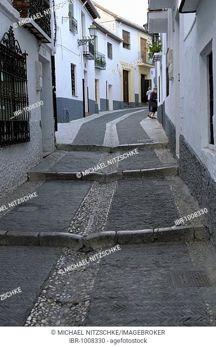 Alley in Albaicin, Granada, Andalusia, Spain, Europe