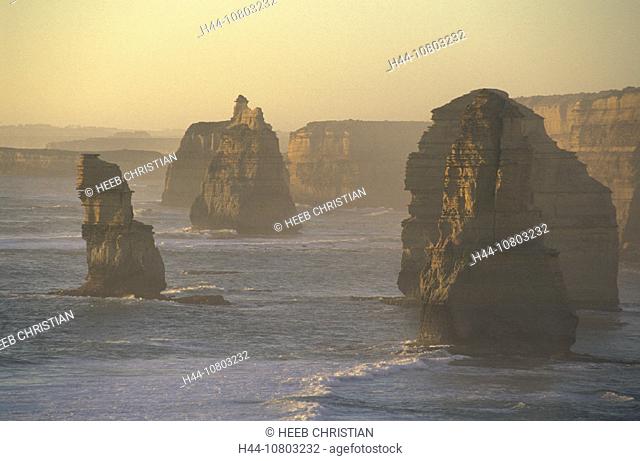Australia, Great Ocean Road, Port Campbell, national park, 12 Apostles, Victoria, cliffs, coast, landscape, twilight