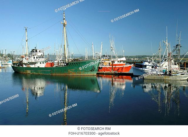 Newport, OR, Oregon, Pacific Ocean, Pacific Coast Scenic Byway, Rt Route, Highway 101, Yaquina Bay, Harbor, Marina, fishing fleet