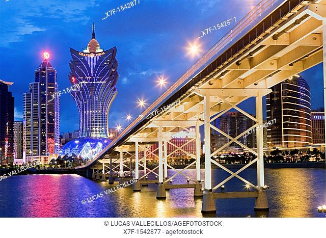 City Skyline with Bank of China Building, Grand Lisboa Hotel-Casino and Governador Nobre de Carvalho bridge, Macau, China