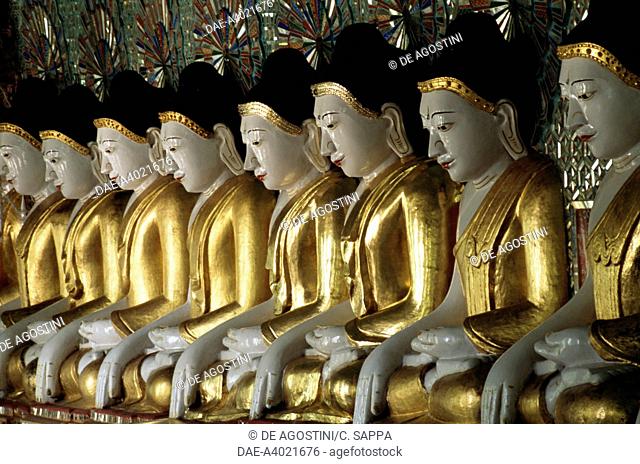 Statues of the Buddha, U Min Thone Sae Pagoda, Mandalay, Myanmar (Burma)