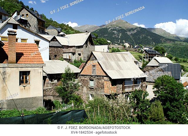 Small village of Gistain  Chistau Valley, Huesca Pyrenees, Aragon, Spain