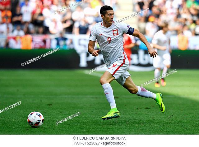 Robert Lewandowski of Poland in action during the UEFA EURO 2016 Round of 16 soccer match between Switzerland and Poland at the Geoffroy Guichard stadium in...