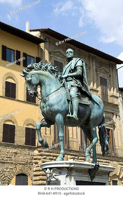 Palazzo Vecchio on the Piazza della Signoria, Florence Firenze, Tuscany, Italy, Europe