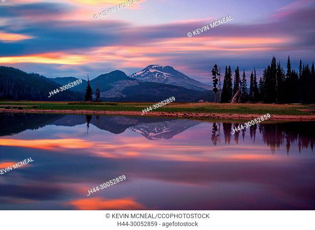 Images from Sparks Lake in the Deschutes National Forest near Bend, Oregon