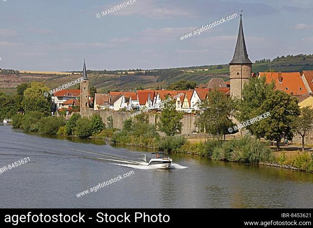 Motorboat, Main, evening light, city wall, towers, Karlstadt am Main, Bavaria, Germany, Europe