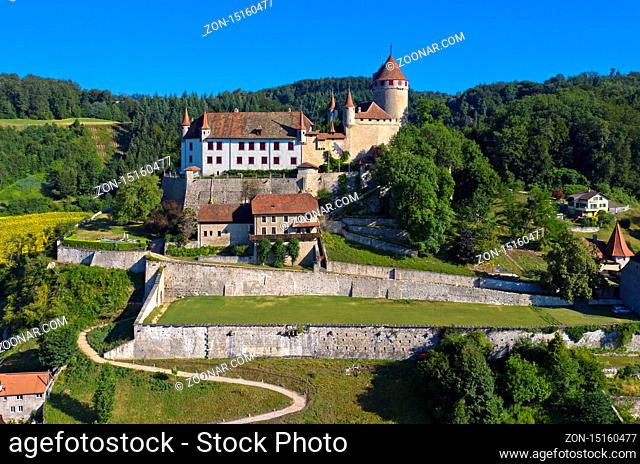 Schloss Lucens, chateau de Lucens, Lucens, Waadt, Schweiz / Lucens Castle, chateau de Lucens, Lucens, Vaud, Switzerland