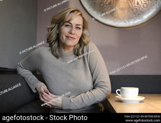 PRODUCTION - 18 November 2022, Berlin: Actress Gesine Cukrowski sits at a photo shoot in a cafe. She is one of the most prominent German TV and film actresses