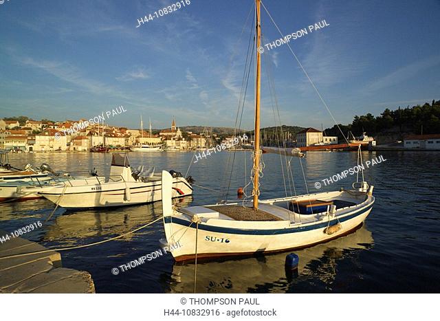 Croatia, Europe, harbor at Milna, Island of Brac, Dalmatia, Europe, harbor, harbor, quayside, waterfront, Eastern Euro