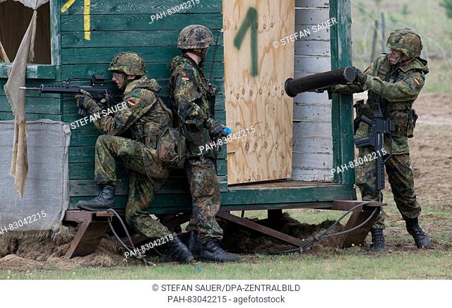German troops practice urban warfare during a presentation in the context of a visit of the Minister of Defence, Ursula von der Leyen (CDU)