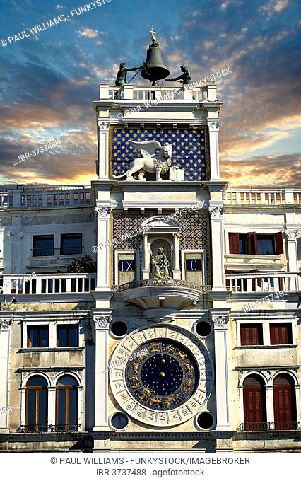 The early Renaissance clock tower of Torre dell' Orologio, UNESCO World Heritage Site, Venice, Venezien, Italy