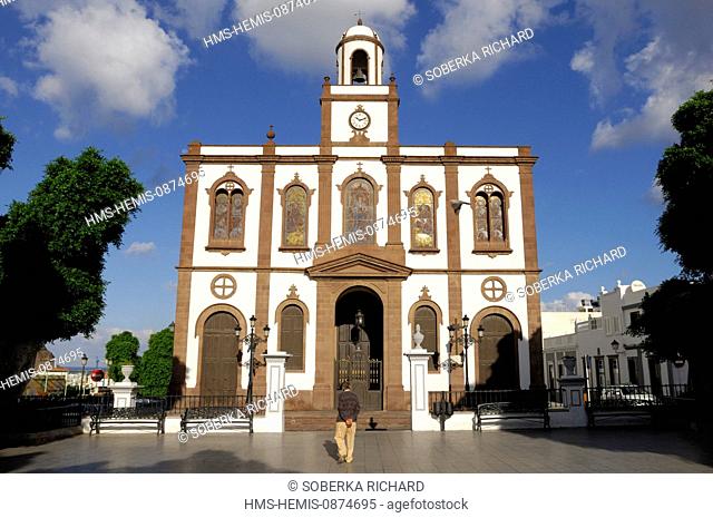 Spain, Canary Islands, Gran Canaria, Agaete, front of the Church Matriz de Nuestra Senora de la Concepcion