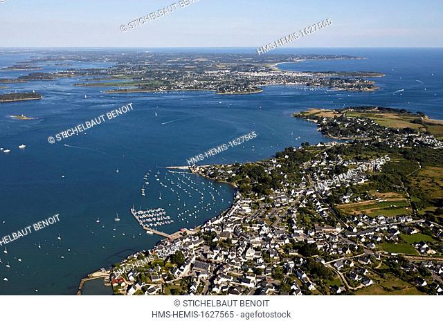 France, Morbihan, Golfe du Morbihan, Entry of the Golfe du Morbihan, Presqu'ile de Rhuys, Locmariaquer, the litte harbour, Arzon (aerial view)