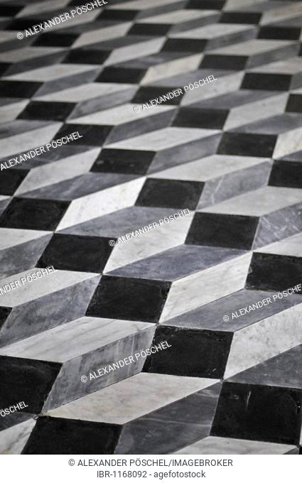 Optical illusion, floor, mosaic, Lateran Basilica, Basilica di San Giovanni in Laterano, historic city centre, Rome, Italy, Europe