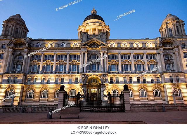 England, Merseyside, Liverpool, The Port of Liverpool Building which is one of the Three Graces at Pier Head in Liverpool