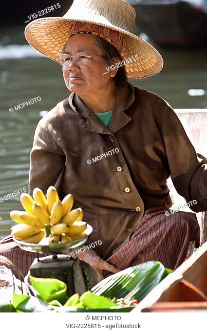 Damnoen Saduak Floating Market Thailand. - 01/01/2010