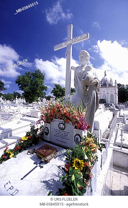 Cuba, Havanna, Cementerio Cristobal Colon, grave, Seniora Amelia Goyri, 'saint mother', Central America, La Habana, graveyard, silence-place, diggers, shrines