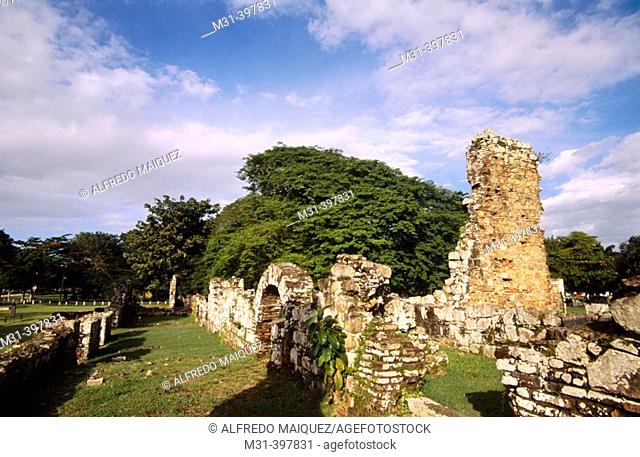 Panama La Vieja ruins. Casas Reales houses (1519). Panama City. Panama