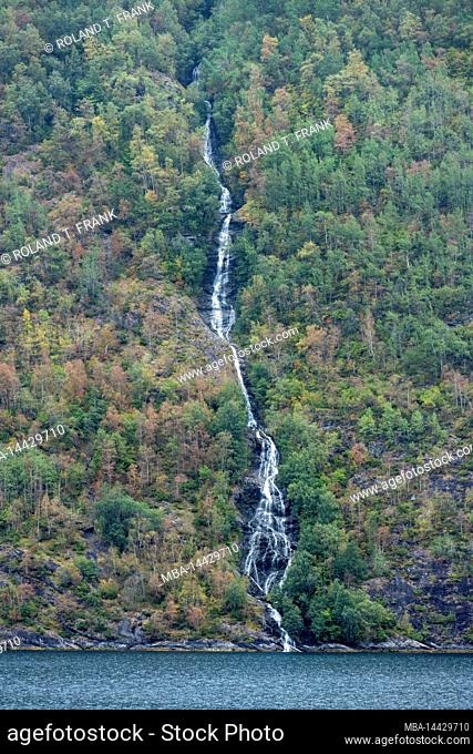 Norway, Møre og Romsdal, waterfall in Storfjord