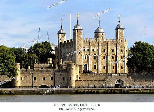 The Tower of London, Waterloo Barracks where the Crown Jewels are kept, UNESCO World Heritage Site, London, England, United Kingdom
