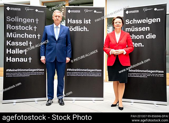 07 October 2020, Berlin: Christian Wulff (CDU), Chairman of the Board of Trustees of the Deutschlandstiftung Integration foundation