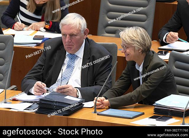 Karl-Josef LAUMANN, CDU, Minister for Labour, Health and Social Affairs of the State of North Rhine-Westphalia, and Dorothee FELLER, CDU