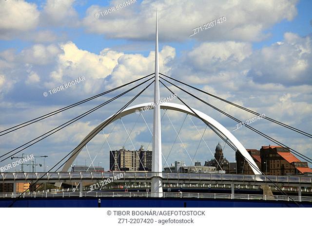 UK, Scotland, Glasgow, Bell's Bridge, Clyde Arc,