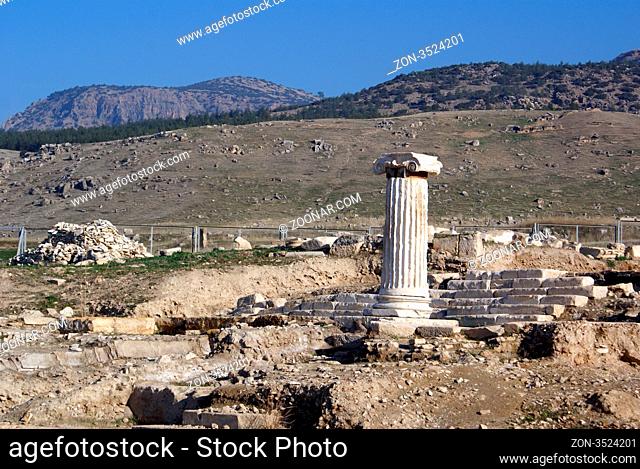 Column and ruins of Hierapolis near Pamukkale, Turkey