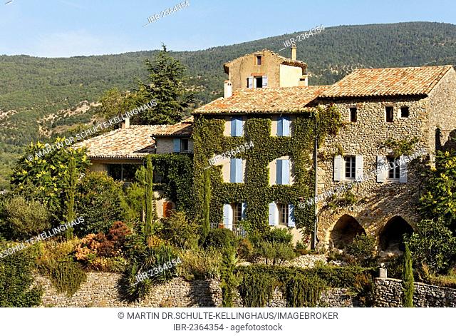 Mountain village of Aurel near Sault, Apt, Provence region, Département Vaucluse, France, Europe