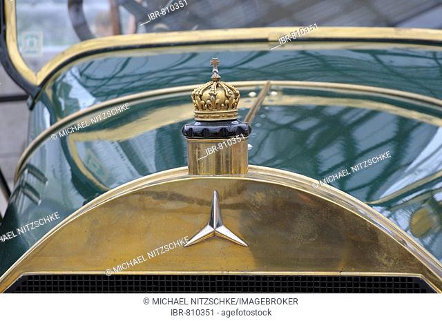 Hood of a vintage 1912 Mercedes Kardanwagen Typ 14, celebrity car exhibition, Ferdinand I of Bulgaria, AMI Automobil International, international auto show
