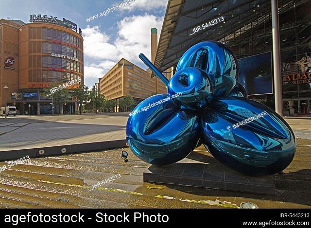 Sculpture Balloon Flower by Jeff Koons, Marlene-Dietrich-Platz, Berlin-Tiergarten, Germany, Europe