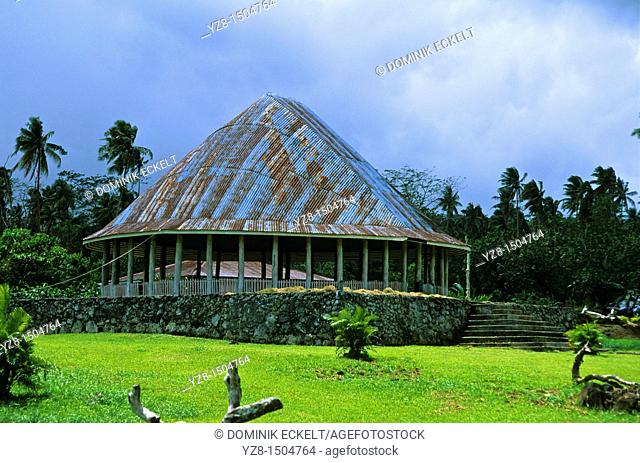 Traditional samoan fale Fale tele, where the elders gather for discussion