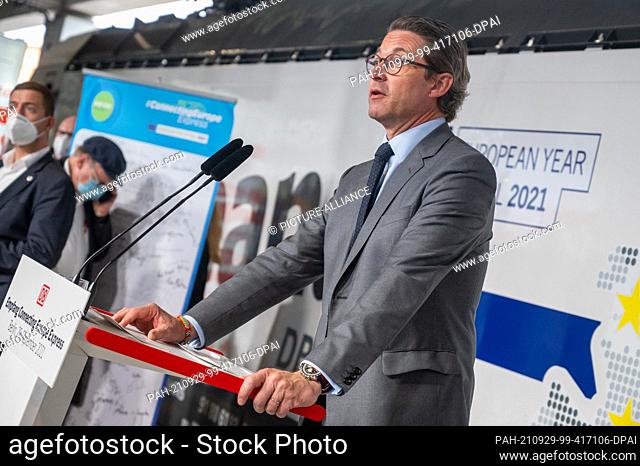 29 September 2021, Berlin: Andreas Scheuer (CSU), Federal Minister of Transport and Digital Infrastructure, speaks after the arrival of the special EU train...