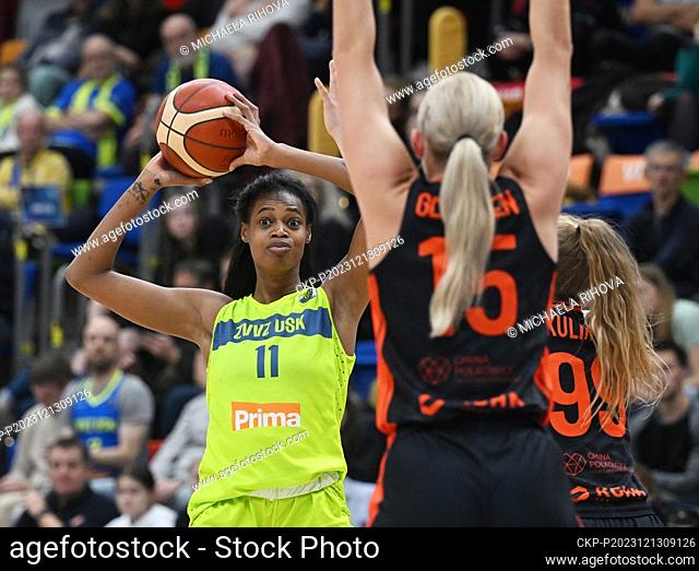 L-R Valeriane Ayayi (Praha) and Klaudia Gertchen (Polkowice) in action during the Women's Basketball European League, Group B, 9th round