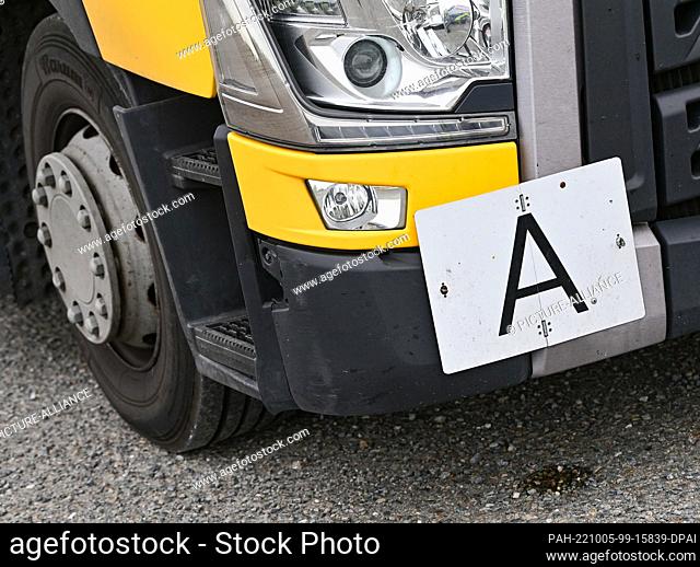 05 October 2022, Brandenburg, Frankfurt (Oder): A truck carrying the sign ""A"" for garbage and waste stands at a rest area near the A12 freeway during a...