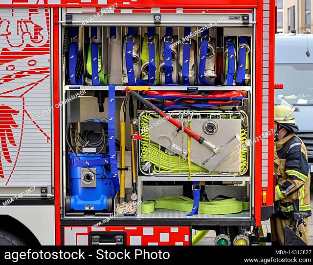 Fire truck, major fire, Essen, North Rhine-Westphalia, Germany