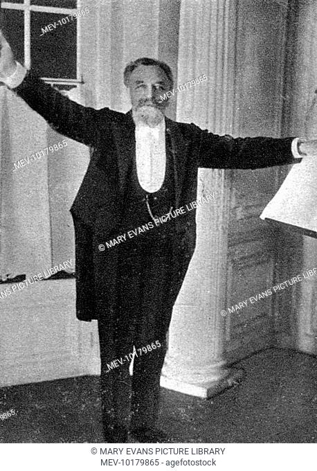 EDOUARD COLONNE French musician - conductor whose 'Concerts Colonne' were features of the Paris musical calendar : photo 1902