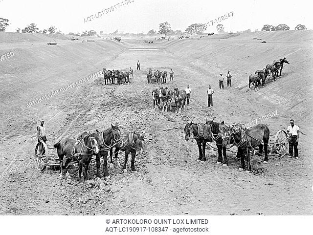 Negative - Yarrawonga, Victoria, circa 1935, A large number of horse teams using scoops to excavate the main channel from Yarrawonga Weir
