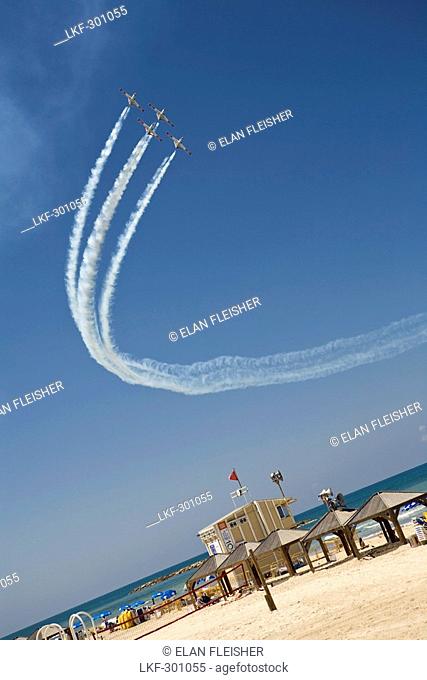 Israeli Air Force Aerial Display over the beach on Independence Day, Tel Aviv, Israel, Middle East