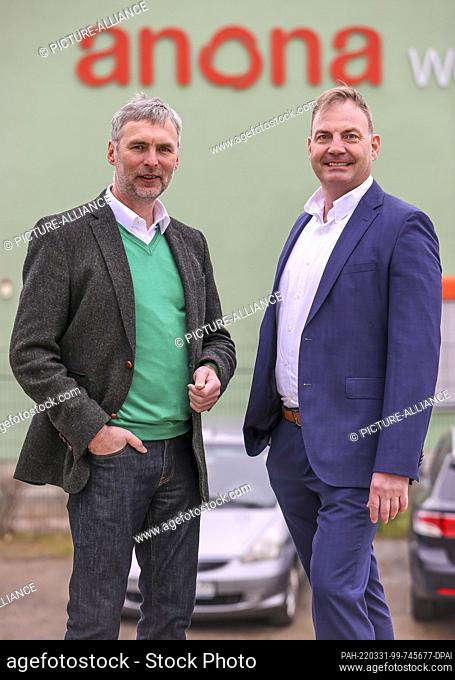 31 March 2022, Saxony, Colditz: The two managing directors Wolfram Strauch (l) and Matthias Dietzsch stand in front of a building of Anona GmbH