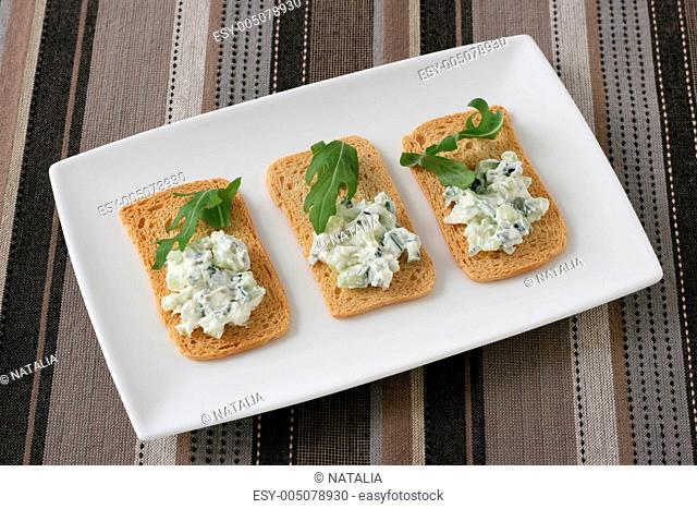 toasts with cream cheese