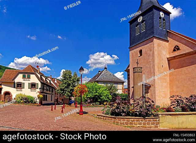 Church, Place de l'Église, Wangen, Alsace, France, Europe