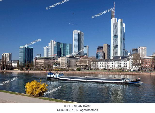 Freighter on the Main in front of the city centre, Frankfurt on the Main, Hessen, Germany