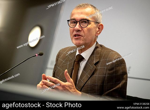 Vice-prime minister and Public Health and Social Affairs minister Frank Vandenbroucke pictured during a press conference after a meeting of the consultative...