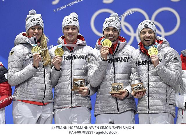 Luge Team, Rodeln, Teamwettbewerb, Team Relay, .Siegerehrung, Victory Ceremony, PyeongChang Olympic Medals Plaza am 16.02.2018