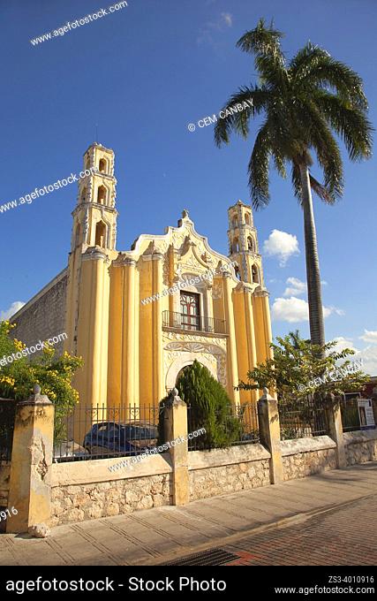View to the San Cristobal Church-Iglesia San Cristobal at the historic center, Merida, Yucatan Province, Mexico, Central America