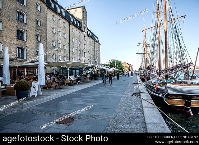 The hotel restaurant from Hotel Admiral Copenhagen is located at Larsen’s Place the waterfront of Copenhagen harbour. Larsens’s Place is part of Toldboden near...